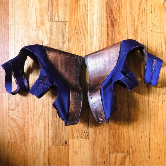 PATRIZIA PEPE purple satin platform wedges - Picture 3 of 14